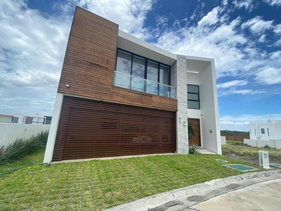 Home in Metric Way