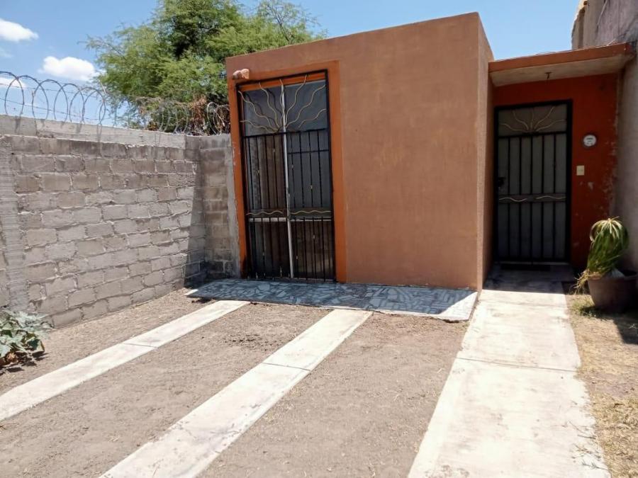 Foto Casa en Venta en EL DIAMANTE, El Salto, Jalisco - $ 580.000 - CAV340845 - BienesOnLine