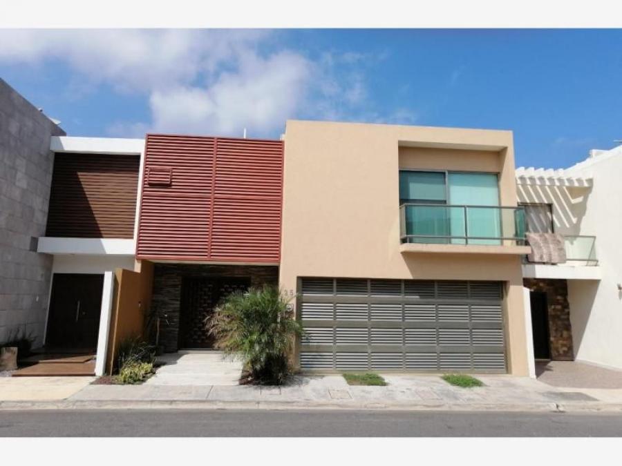 Foto Casa en Venta en Lomas del Sol, Veracruz, Veracruz - $ 4.150.000 - CAV352756 - BienesOnLine