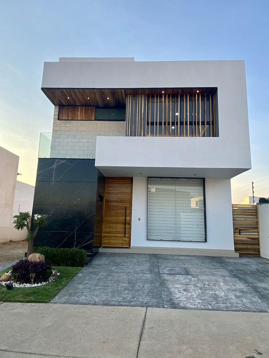 Home in Metric Way