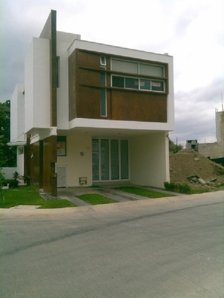 Foto Casa en Venta en AltaVista Residencial, Zapopan, Jalisco - $ 1.600.000 - CAV98405 - BienesOnLine