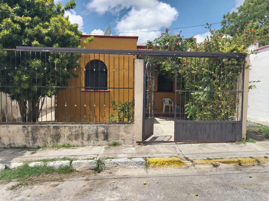 Foto Casa en Venta en FRACC VIVEROS, Campeche, Campeche - $ 1.358.000 - CAV363928 - BienesOnLine