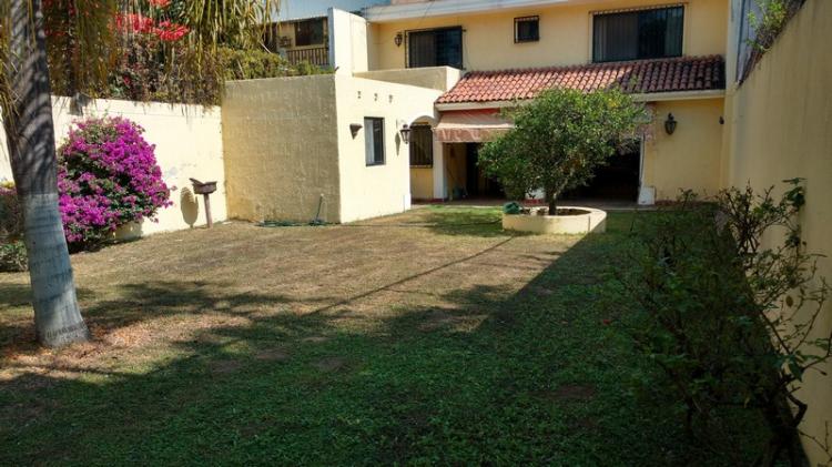 Foto Casa en Venta en CD DEL SOL, Zapopan, Jalisco - $ 6.590.000 - CAV222071 - BienesOnLine