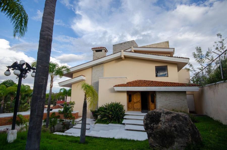 Foto Casa en Venta en Cd Bugambilias, Zapopan, Jalisco - $ 14.900.000 - CAV350497 - BienesOnLine