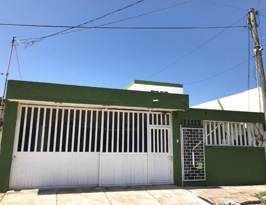 Foto Casa en Venta en Playa Sol, Coatzacoalcos, Veracruz - $ 1.980.000 - CAV349761 - BienesOnLine