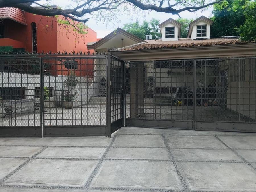 Foto Casa en Venta en Libertad, Guadalupe, Nuevo Leon - $ 5.500.000 - CAV265400 - BienesOnLine