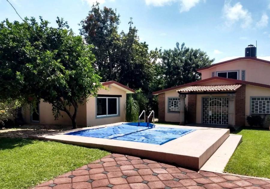 Foto Casa en Venta en Tlayacapan, Morelos - $ 2.200.000 - CAV274905 - BienesOnLine