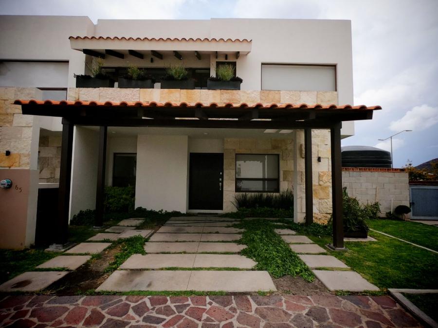 Foto Casa en Venta en Altozano, Santiago de Quertaro, Queretaro Arteaga - $ 4.800.000 - CAV272612 - BienesOnLine