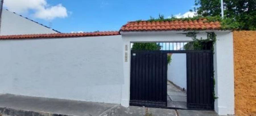 Foto Casa en Venta en CHUBURNA DE HIDALGO, Mrida, Yucatan - $ 1.080.000 - CAV314842 - BienesOnLine