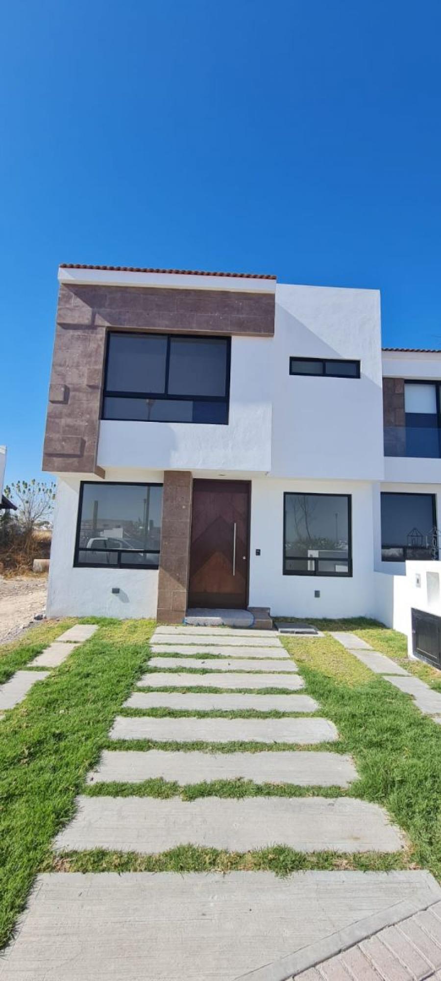 Home in Metric Way