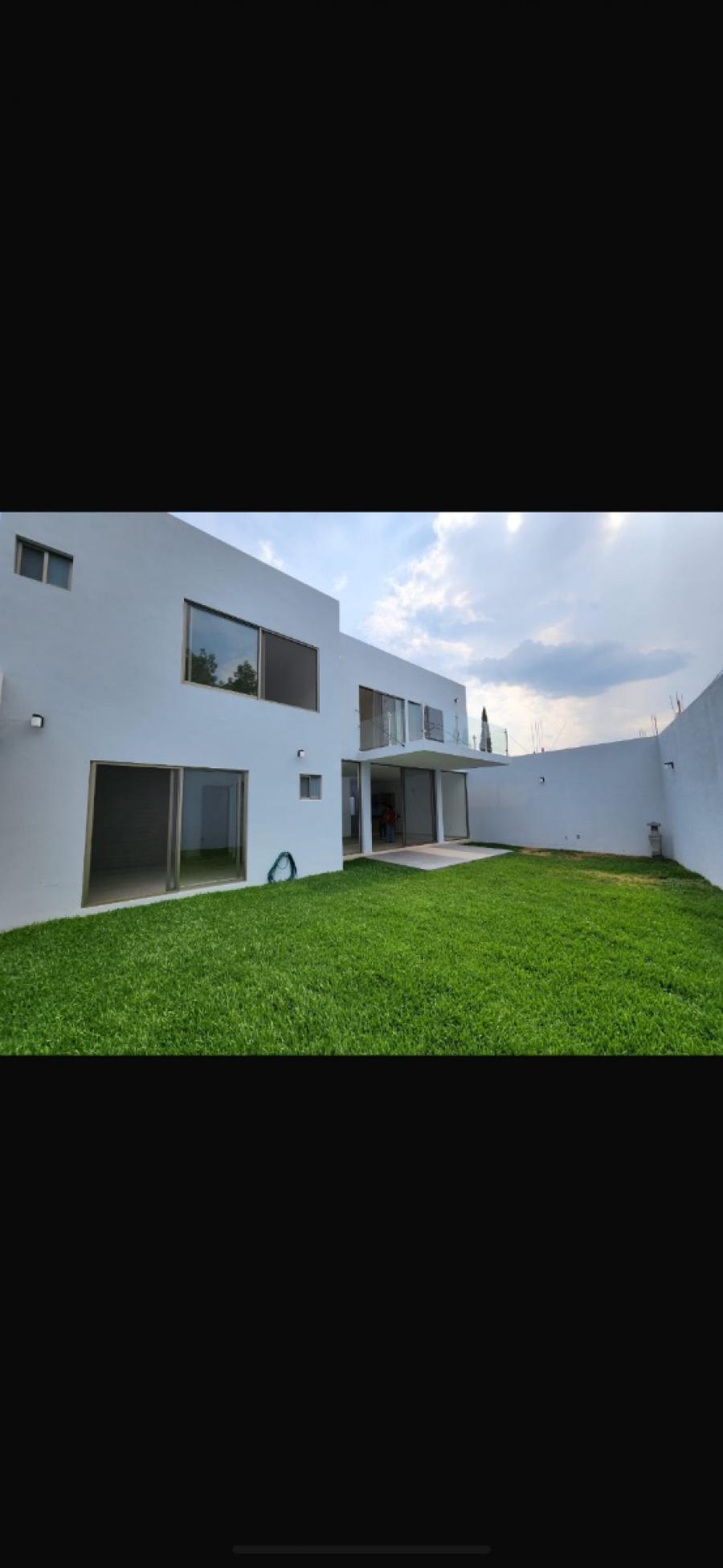 Home in Metric Way