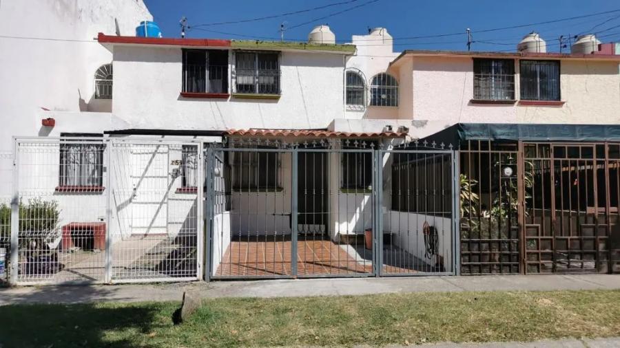 Foto Casa en Venta en JARDINES DEL VALLE, Zapopan, Jalisco - $ 1.890.000 - CAV335952 - BienesOnLine