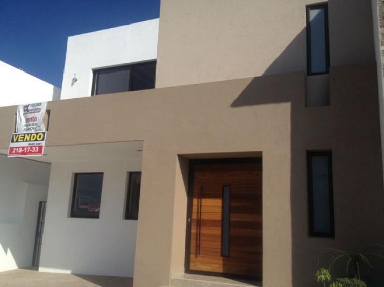 Foto Casa en Venta en Cumbres del Lago Juriquilla, Juriquilla, Queretaro Arteaga - $ 3.090.000 - CAV103640 - BienesOnLine