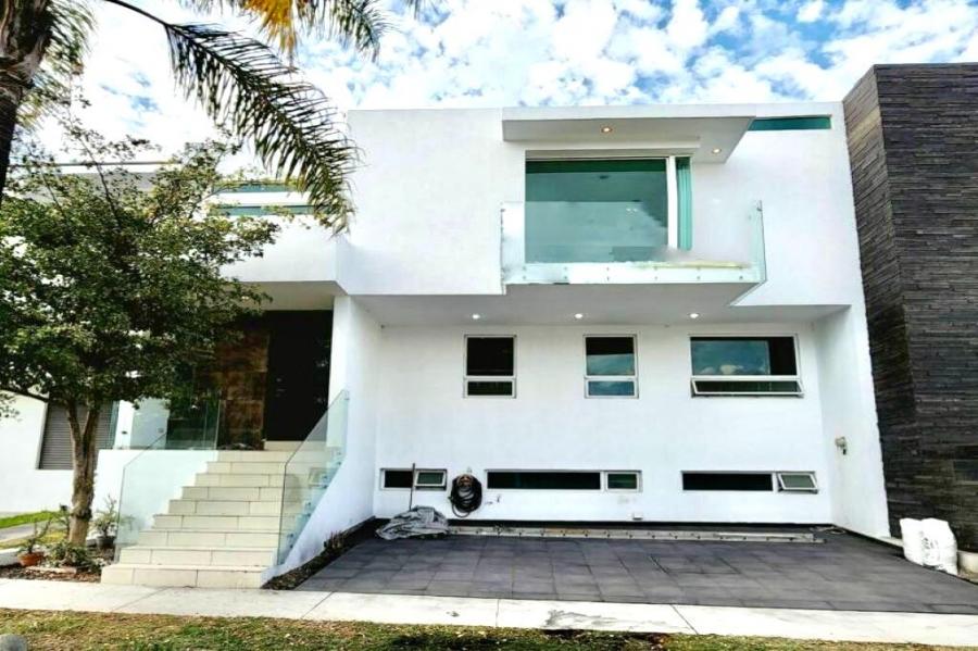 Foto Casa en Venta en VIRREYES, Zapopan, Jalisco - $ 11.200.000 - CAV328259 - BienesOnLine