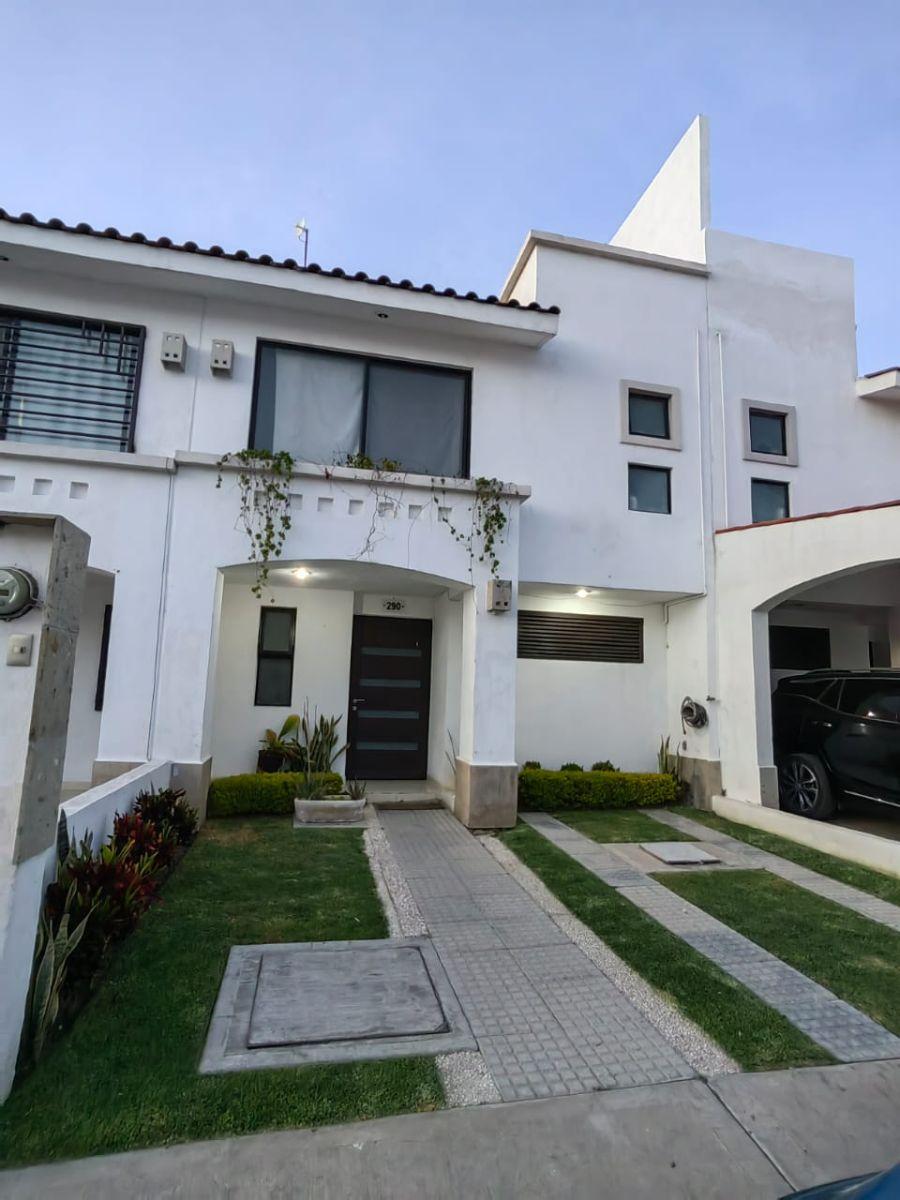 Home in Metric Way