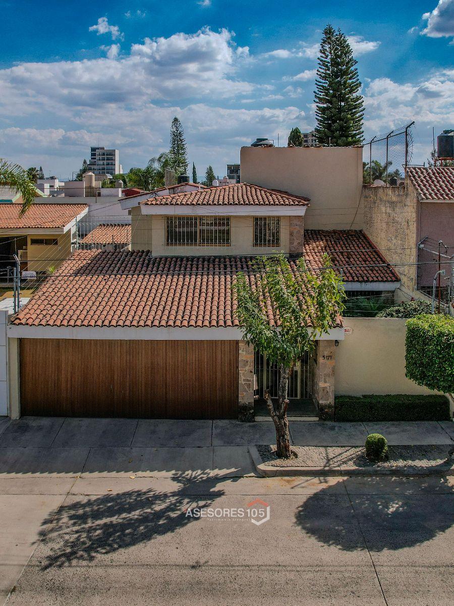 Foto Casa en Venta en jardines de guadalupe, Zapopan, Jalisco - $ 10.500.000 - CAV351530 - BienesOnLine