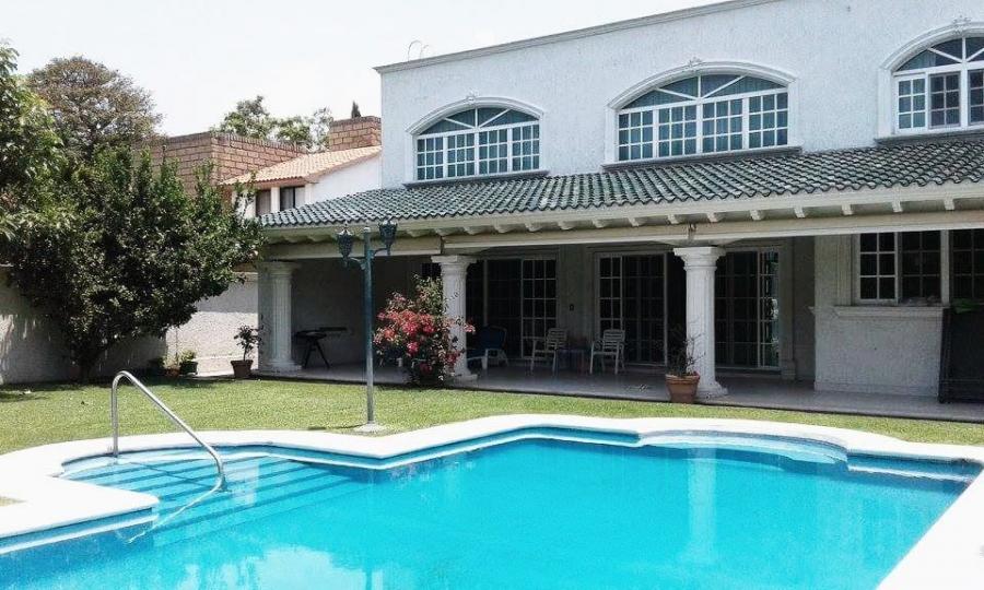 Foto Casa en Venta en SUMIYA, JIUTEPEC, Morelos - $ 8.800.000 - CAV261315 - BienesOnLine