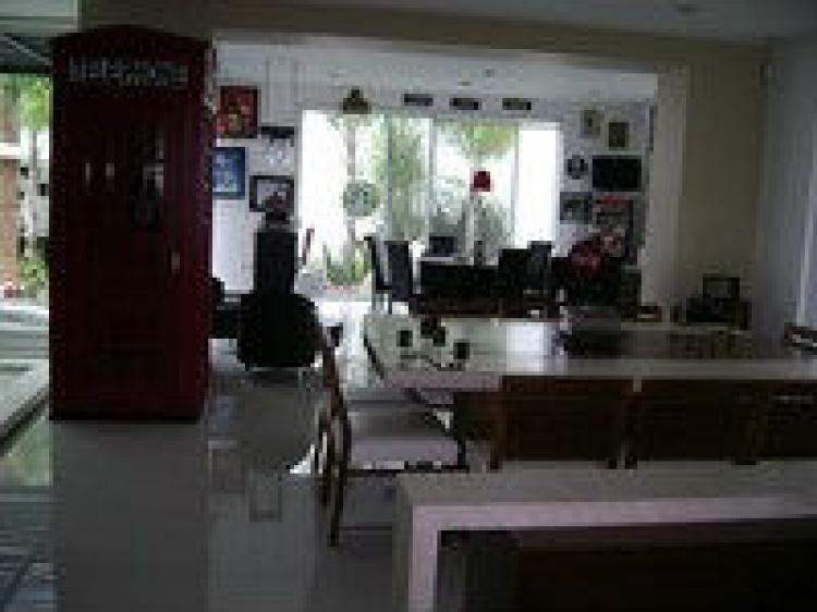 Home in Metric Way