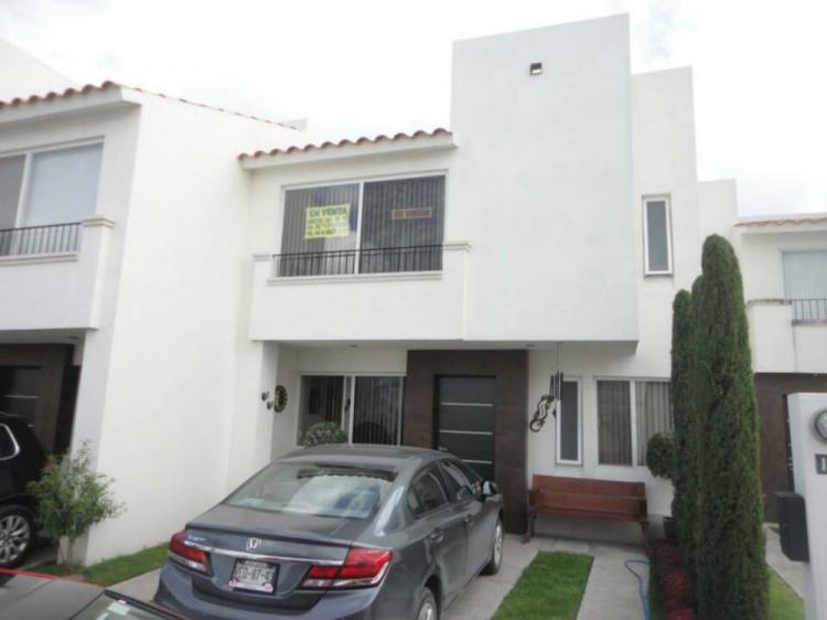 Foto Casa en Venta en PUERTA DE PIEDRA, San Luis Potos, San Luis Potosi - $ 1.580.000 - CAV129682 - BienesOnLine