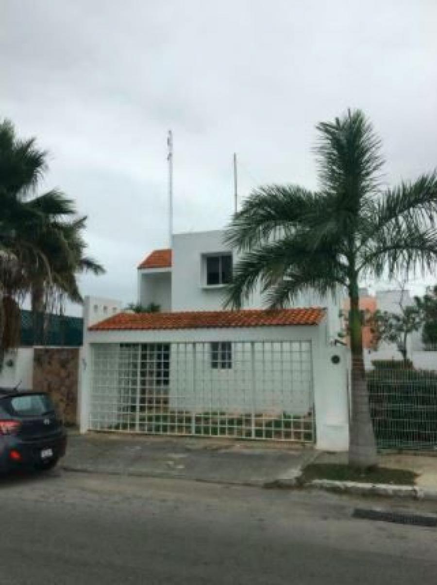 Foto Casa en Venta en REAL MONTEJO, Mrida, Yucatan - $ 1.600.000 - CAV296466 - BienesOnLine