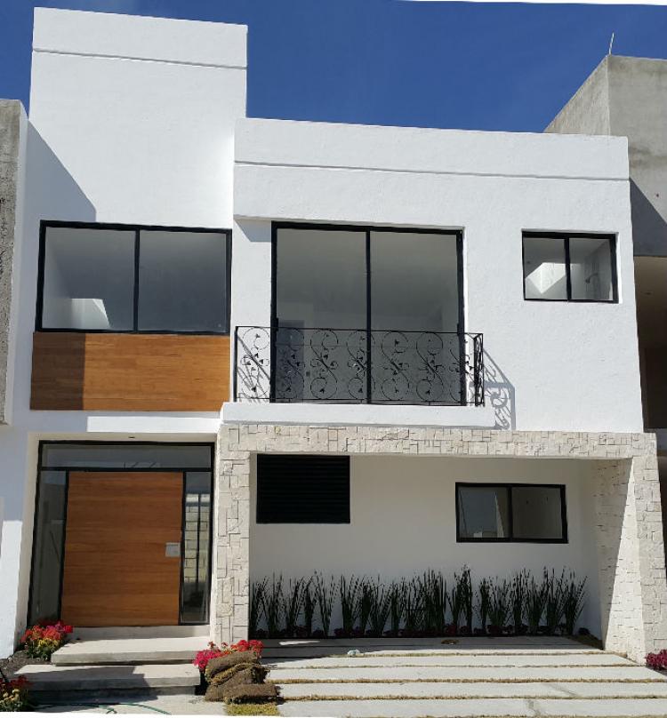 Foto Casa en Venta en SAN ISIDRO JURIQUILLA, Juriquilla, Queretaro Arteaga - $ 1.700.000 - CAV141815 - BienesOnLine