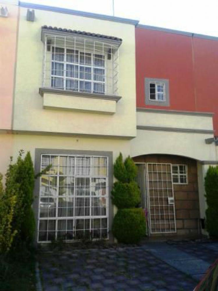 Foto Casa en Venta en Hacienda del Valle, Toluca de Lerdo, Mexico - $ 900.000 - CAV140774 - BienesOnLine