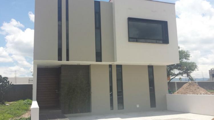 Foto Casa en Venta en Juriquilla, Juriquilla, Queretaro Arteaga - $ 1.760.000 - CAV103191 - BienesOnLine