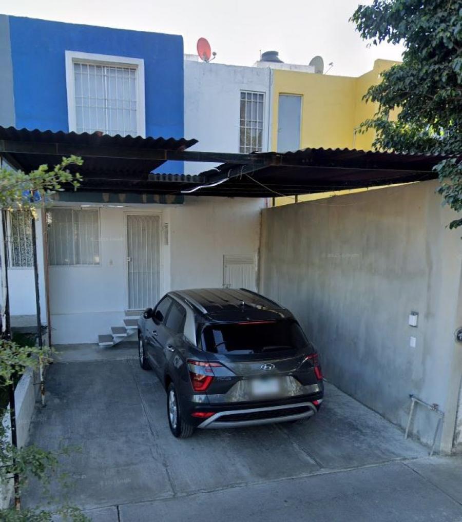 Foto Casa en Venta en VALLE DORADO INN, Tlajomulco de Zúñiga, Jalisco - $ 1.410.000 - CAV362203 - BienesOnLine