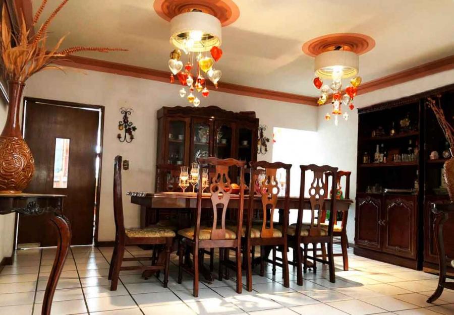 Foto Casa en Venta en Ventura Puente, Morelia, Michoacan de Ocampo - $ 3.400.000 - CAV280072 - BienesOnLine
