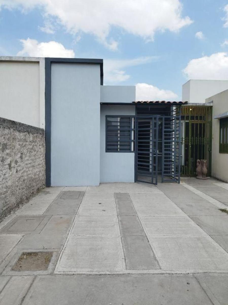 Foto Casa en Venta en VILLA CALIFORNIA, Tlajomulco de Ziga, Jalisco - $ 1.115.000 - CAV346702 - BienesOnLine