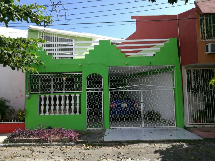 Foto Casa en Venta en Tampiquera, Boca del Ro, Veracruz - $ 895.000 - CAV200724 - BienesOnLine