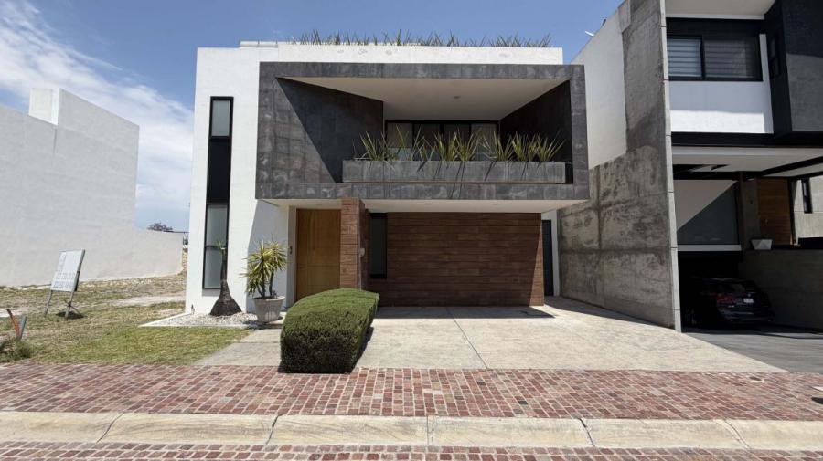 Home in Metric Way