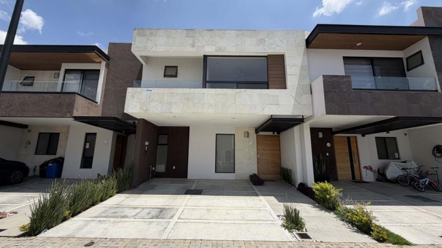 Home in Metric Way