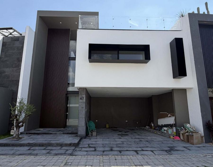 Home in Metric Way
