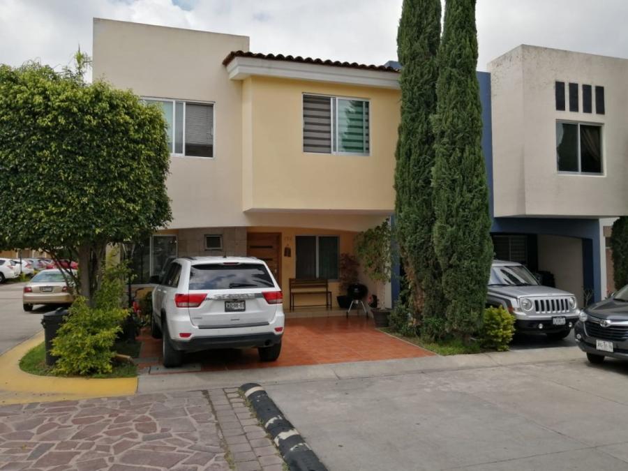 Foto Casa en Venta en NUEVA GALICIA COTO ASTURIAS, Tlajomulco de Ziga, Jalisco - $ 3.600.000 - CAV283231 - BienesOnLine