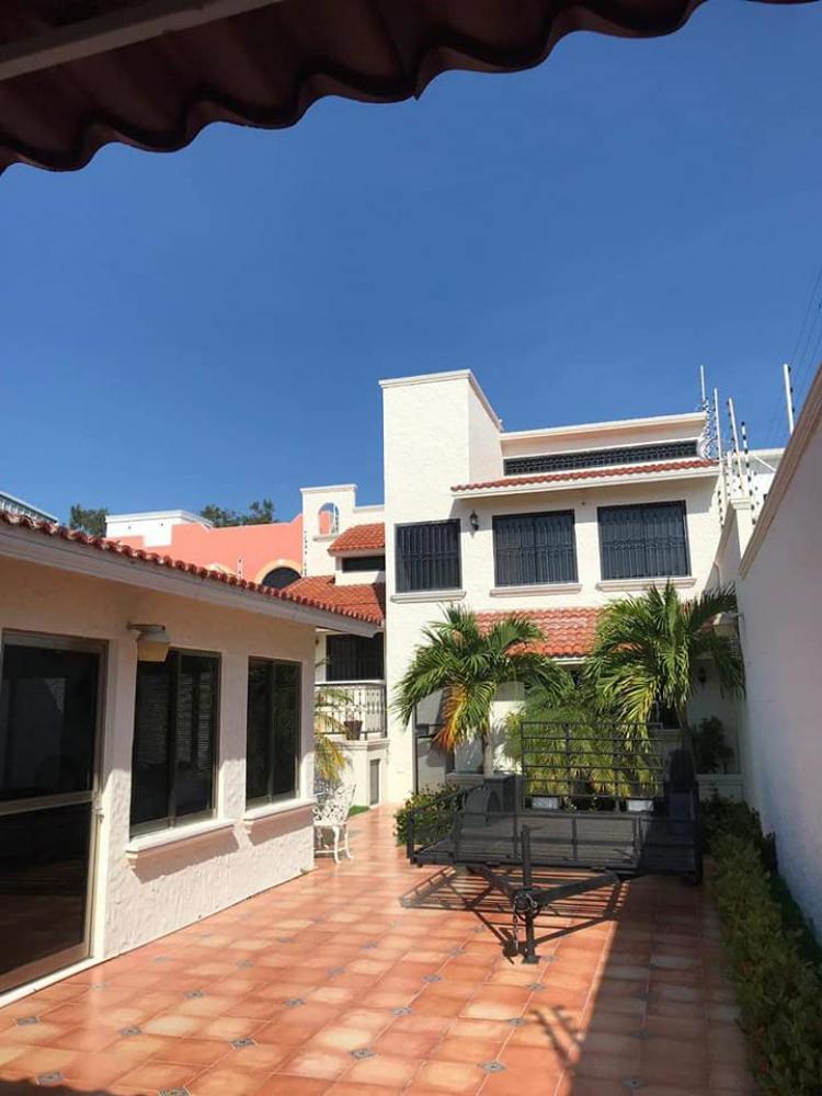 Foto Casa en Venta en Ciudad del Carmen, Campeche - $ 3.800.000 - CAV241488 - BienesOnLine