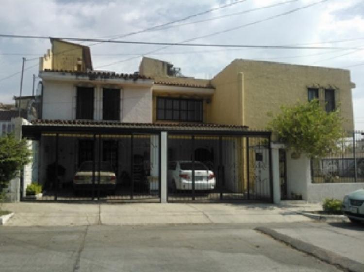 Foto Casa en Venta en Tabachines, Zapopan, Jalisco - $ 2.700.000 - CAV99649 - BienesOnLine