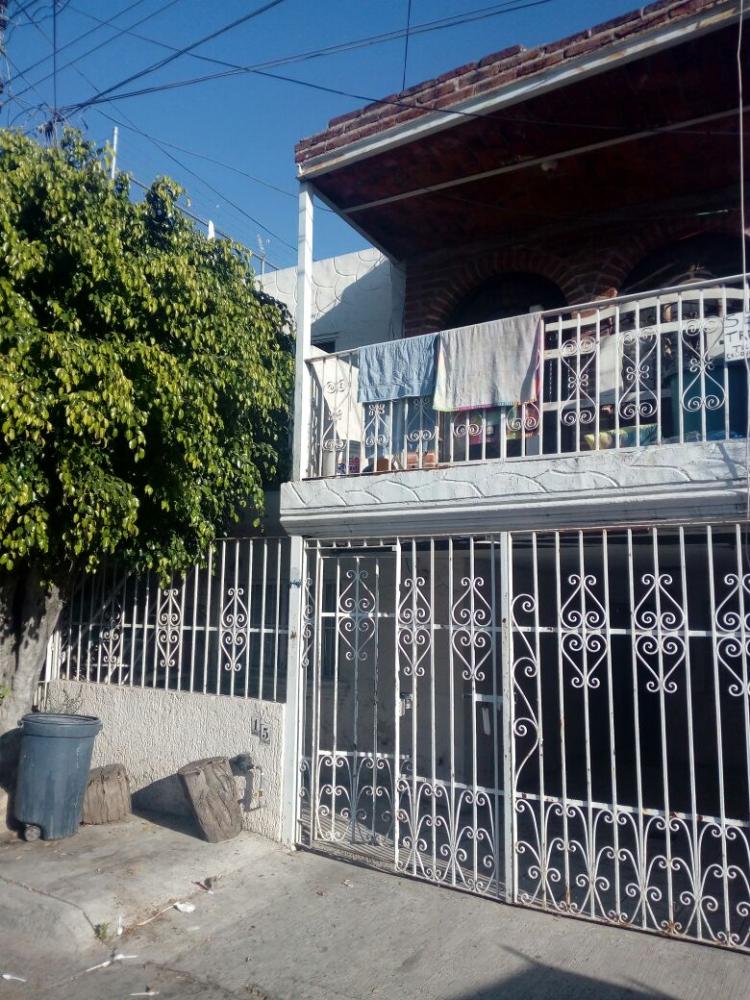 Foto Casa en Venta en Gomez Farias, Guadalajara, Jalisco - $ 990.000 - CAV219628 - BienesOnLine