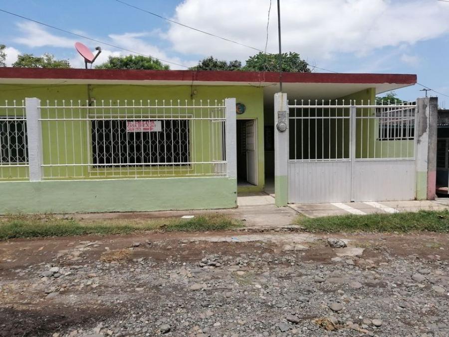 Foto Casa en Venta en Chichicaxtle, Veracruz - $ 1.650.000 - CAV352793 - BienesOnLine