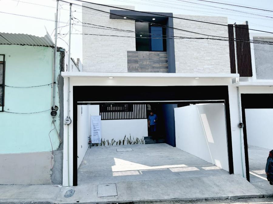 Foto Casa en Venta en Boca del Ro, Veracruz - $ 2.490.000 - CAV351989 - BienesOnLine