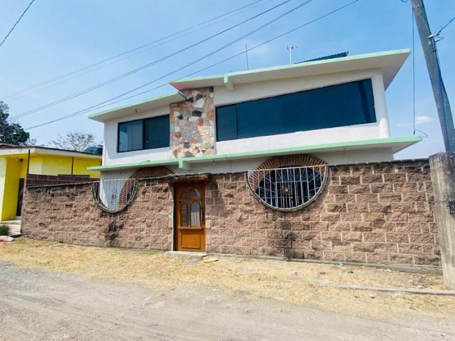 Foto Casa en Venta en TEHUIXTLERA, Cocoyoc, Morelos - $ 2.200.000 - CAV343646 - BienesOnLine