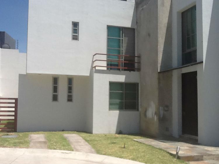 Foto Casa en Venta en Puerta de hierro, Zapopan, Jalisco - $ 9.750.000 - CAV108167 - BienesOnLine