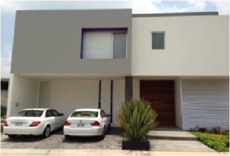 Foto Casa en Venta en Villa Verona, Zapopan, Jalisco - $ 6.300.000 - CAV88897 - BienesOnLine