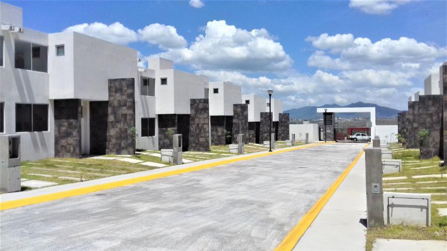 Foto Casa en Venta en LOMAS DE GUADALUPE, CIRCUITO DEL SUR, Mexico - $ 1.500.000 - CAV300591 - BienesOnLine
