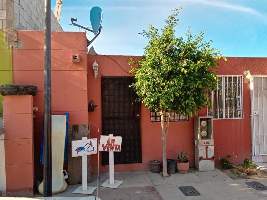Foto Casa en Venta en Hacienda Las Delicias III, Tijuana, Baja California - $ 380.000 - CAV290315 - BienesOnLine