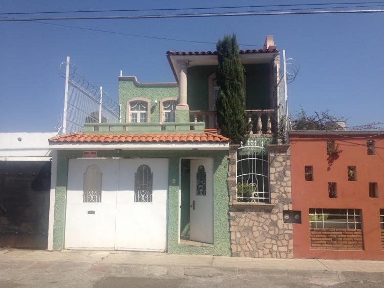 Foto Casa en Venta en Villas del Real, Morelia, Michoacan de Ocampo - $ 1.340.000 - CAV202146 - BienesOnLine