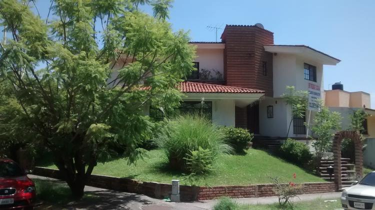Foto Casa en Venta en Bugambilias, Zapopan, Jalisco - $ 4.500.000 - CAV138545 - BienesOnLine