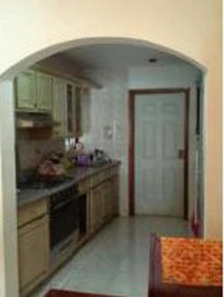 Home in Metric Way