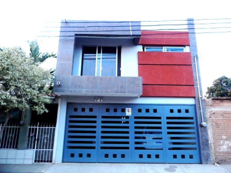 Foto Casa en Venta en CENTRO, El Grullo, Jalisco - $ 2.200.000 - CAV102383 - BienesOnLine