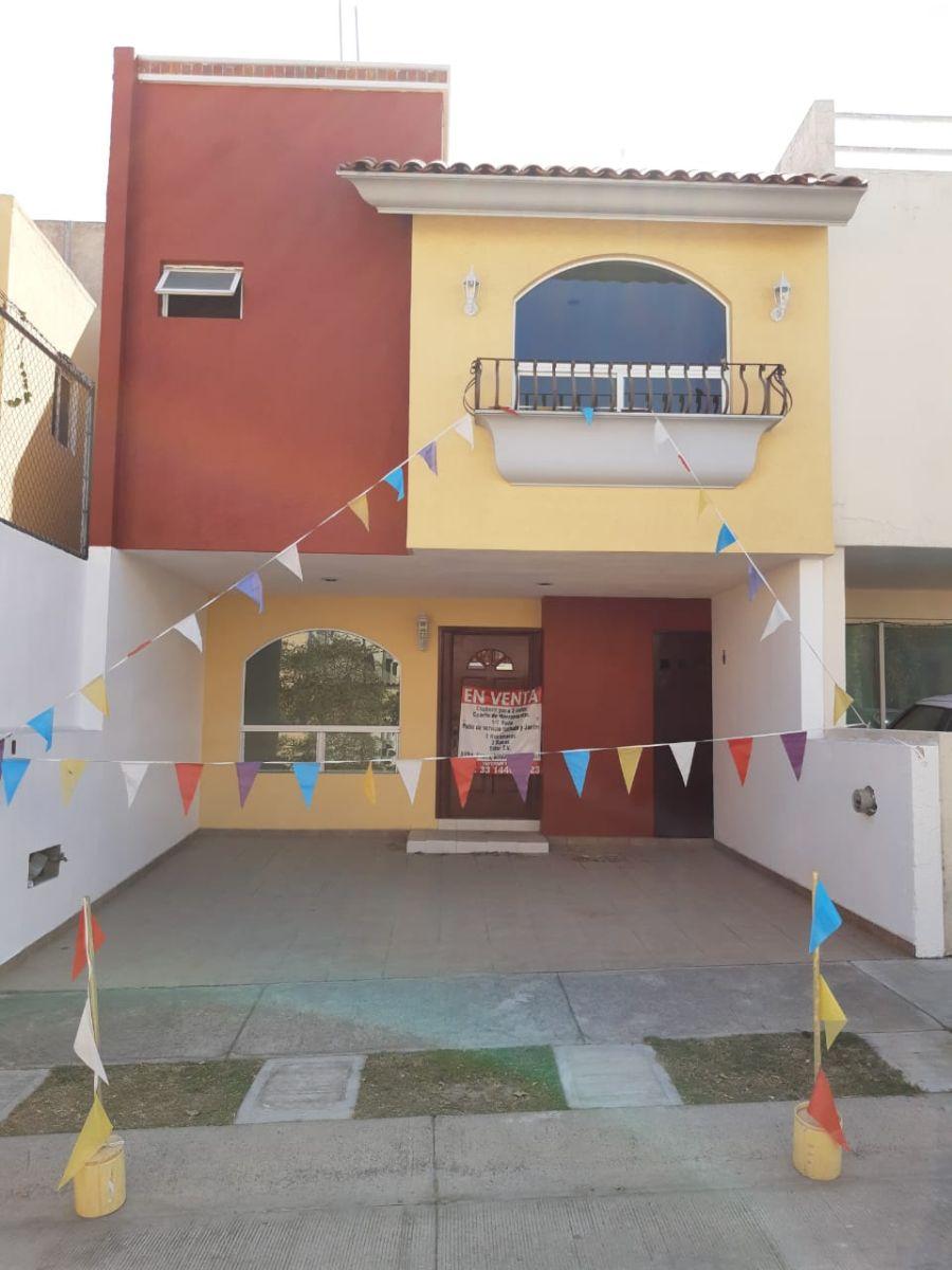 Foto Casa en Venta en Guadalipe Inn, Zapopan, Jalisco - $ 4.750.000 - CAV301719 - BienesOnLine